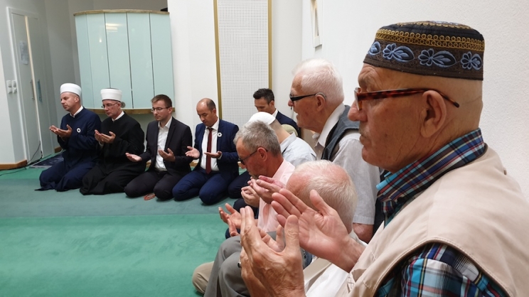 BEČ: Ikrar dova za hadžije Islamske zajednice Bošnjaka u Austriji