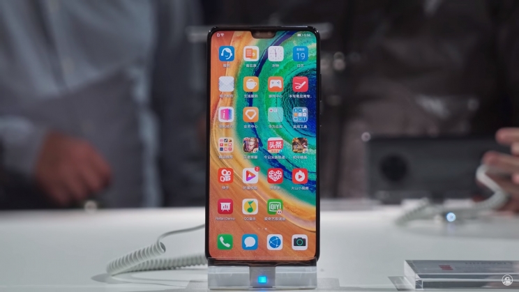 Huawei predstavio novi telefon sa vlastitom verzijom Androida