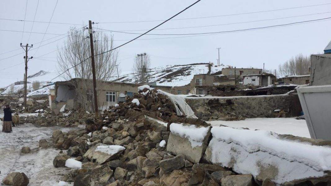Zemljotres potresao Iran i Tursku: U turskom gradu Vanu najmanje osam mrtvih