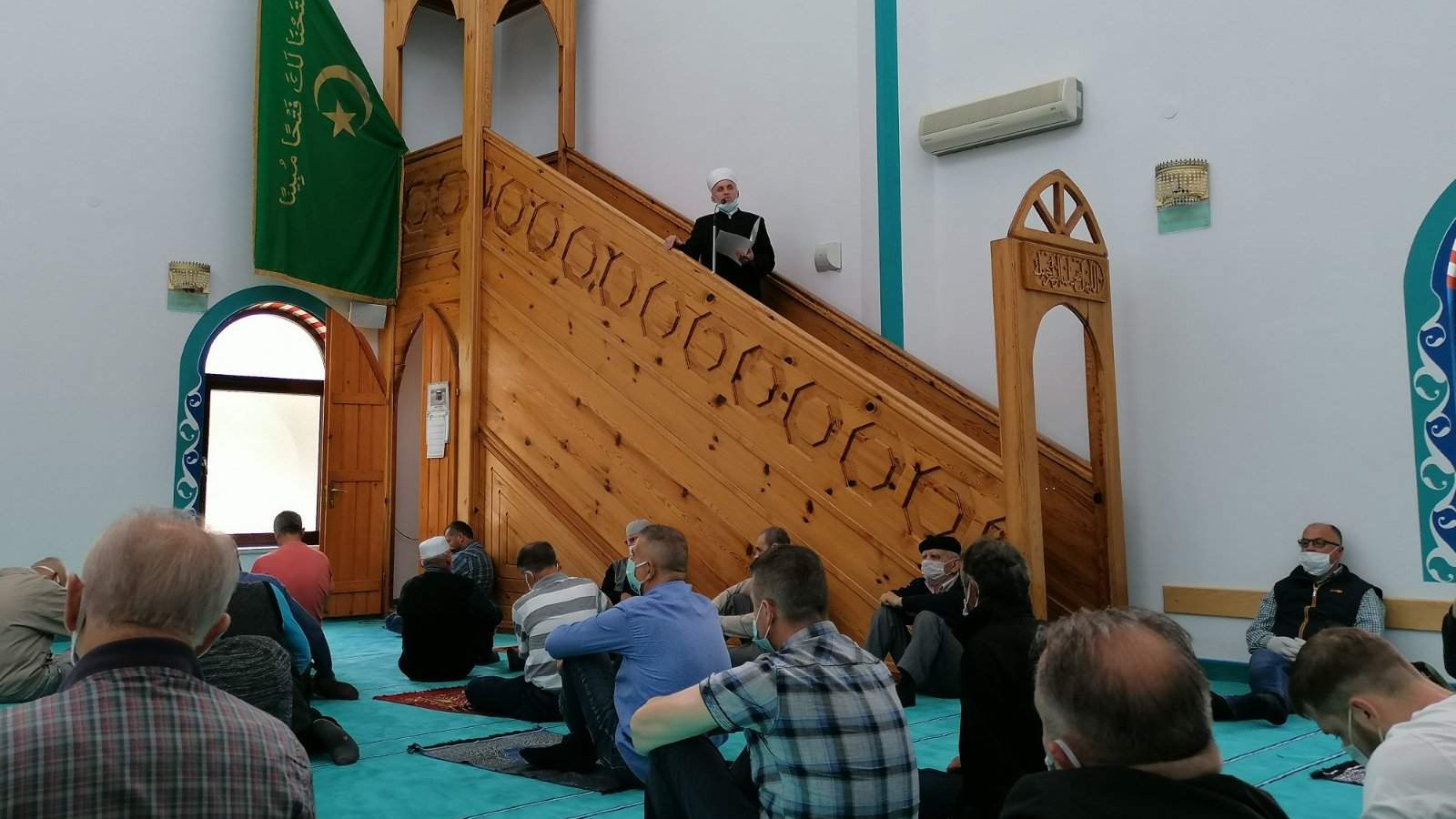 Muftija bihaćki vjernicima čestitao na strpljenju i poštivanju uputa Islamske zajednice