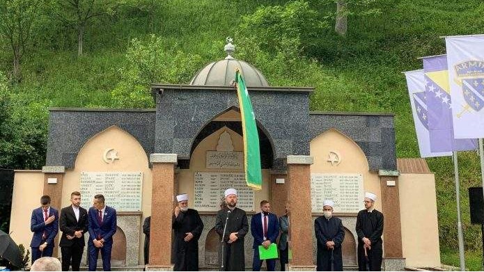 Muftija Dizdarević na obilježavanju Dana šehida Orahovice: ”U bosanskim selima rađali su se heroji”