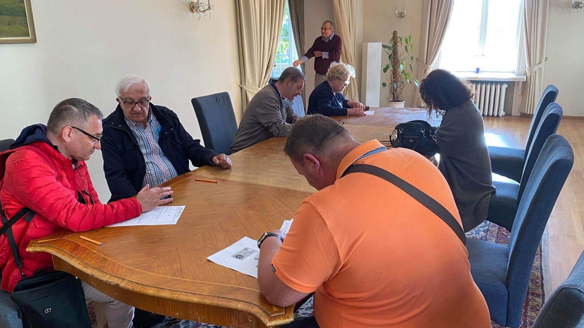 Norveška: Ambasada BiH u Oslu asistirala pri registraciji glasača za Lokalne izbore 2020