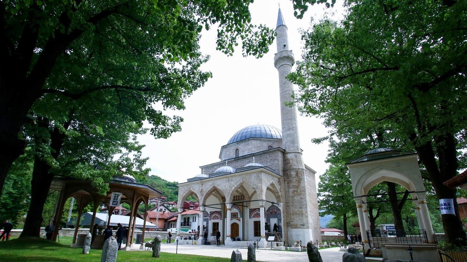 Islamska zajednica osudila oružani napad na Aladžu džamiju