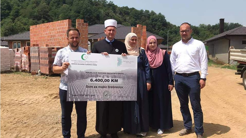 Medžlis Doboj donirao 6.400 KM za Dom za majke Srebrenice