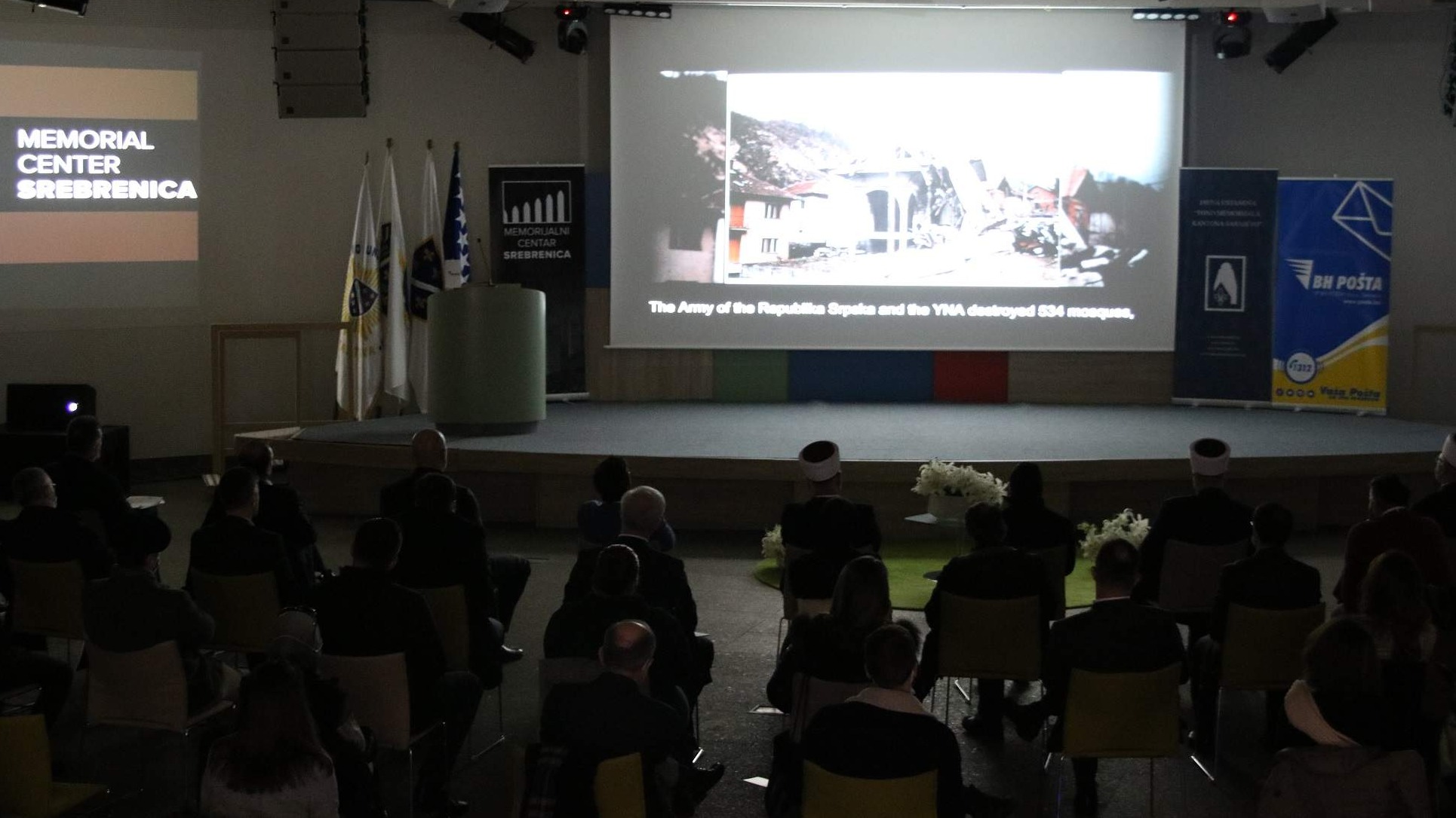 Premijerno prikazan dokumentarni film „U sjeni minareta“: Religijski život u enklavi Srebrenica i elitocid