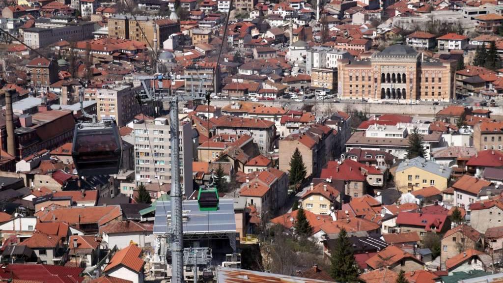 U Kantonu Sarajevo ukinuto "Upozorenje", na snazi ostaje "Pripravnost" 