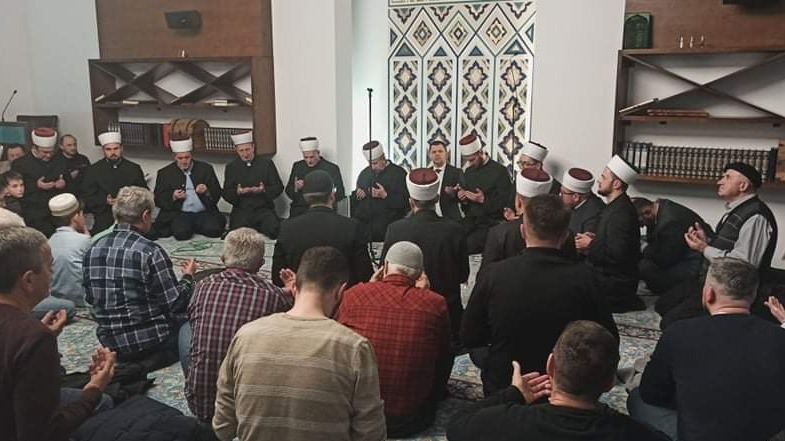 Lejletu-l-miradž: Centralni program za MIZ Sarajevo proučen u džamiji džemata Lužani