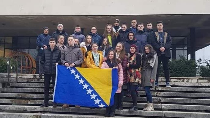 Muftijstvo sarajevsko: Članovi Mreže mladih raznovrsnim aktivnostima obilježili Dan nezavisnosti Bosne i Hercegovine