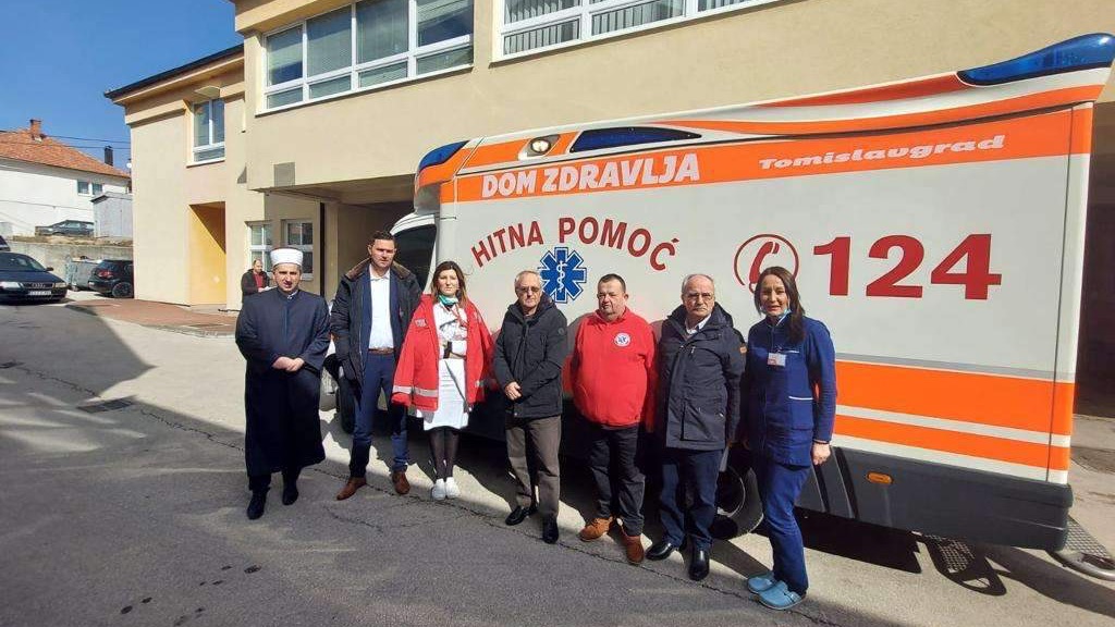Medžlis Islamske zajednice Tomislavgrad darovao sanitetsko vozilo Domu zdravlja
