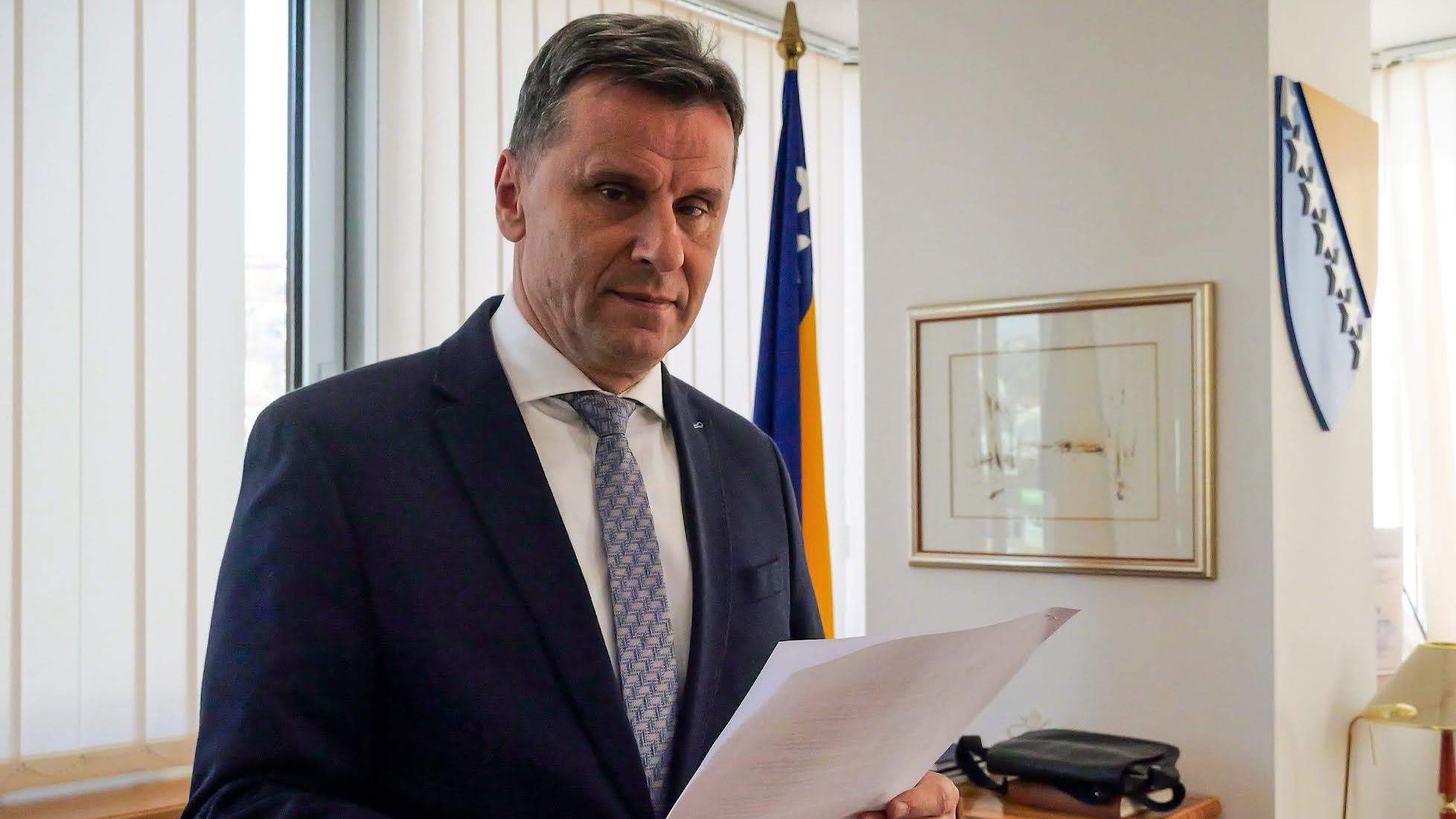 Premijer Novalić za Preporod.info: Za domovinu smo svi odgovorni