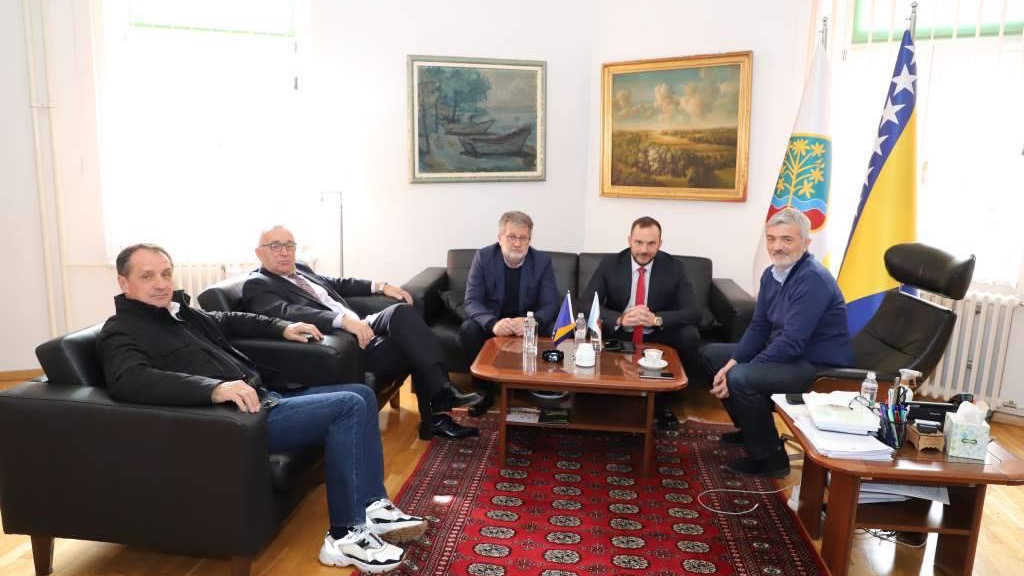 Delegacije NS BiH i Općine Centar razgovale o lokaciji za izgradnju nacionalnog stadiona