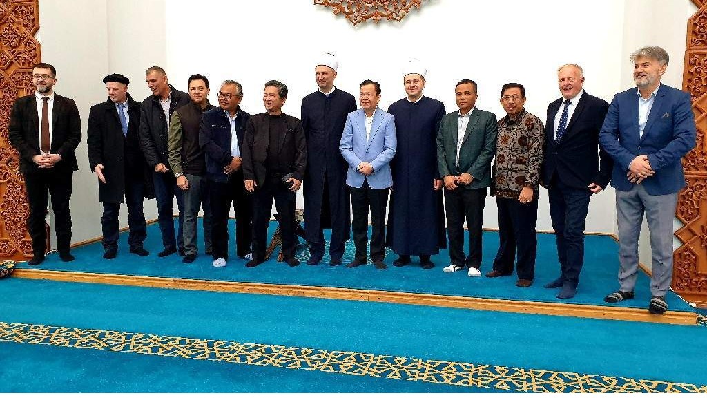 Delegacija Parlamenta Indonezije posjetila Istiklal džamiju u Sarajevu, simbol prijateljstva dva naroda