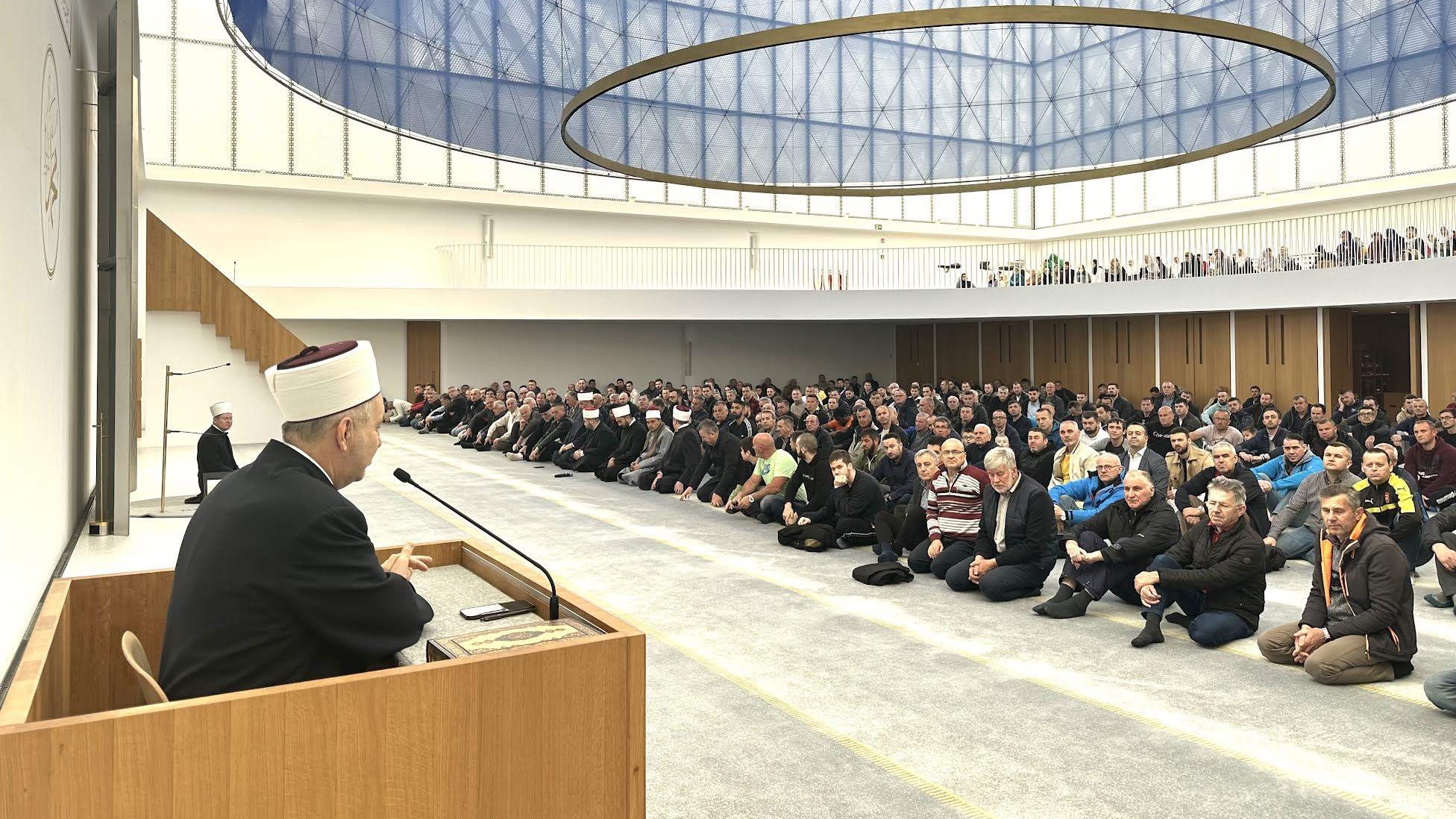 Muftija Grabus održao predavanje u ljubljanskoj džamiji