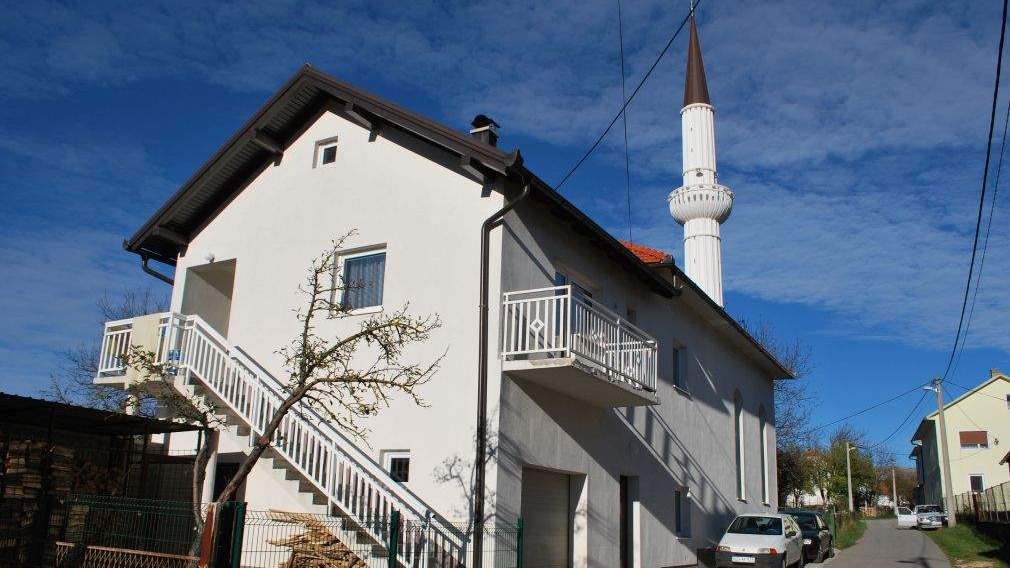 Nakon pucnjave u Livnu: Ponašati se u skladu s blagoslovljenim vremenom