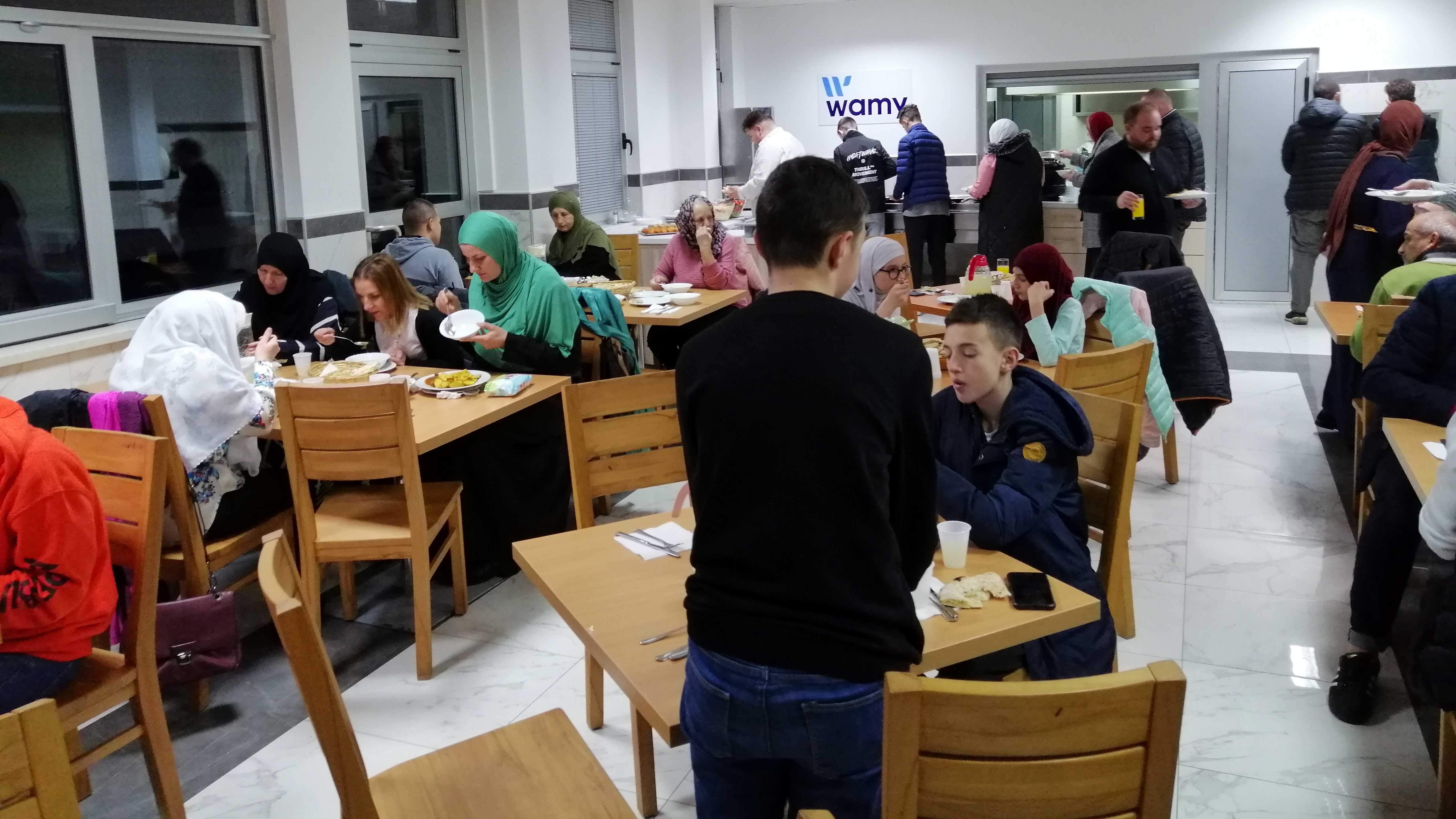Sarajevo: Iftar za mlade "Doma za djecu bez roditeljskog staranja" i "Centra za  slijepu i slabovidnu djecu i omladinu" u džematu Stupsko Brdo