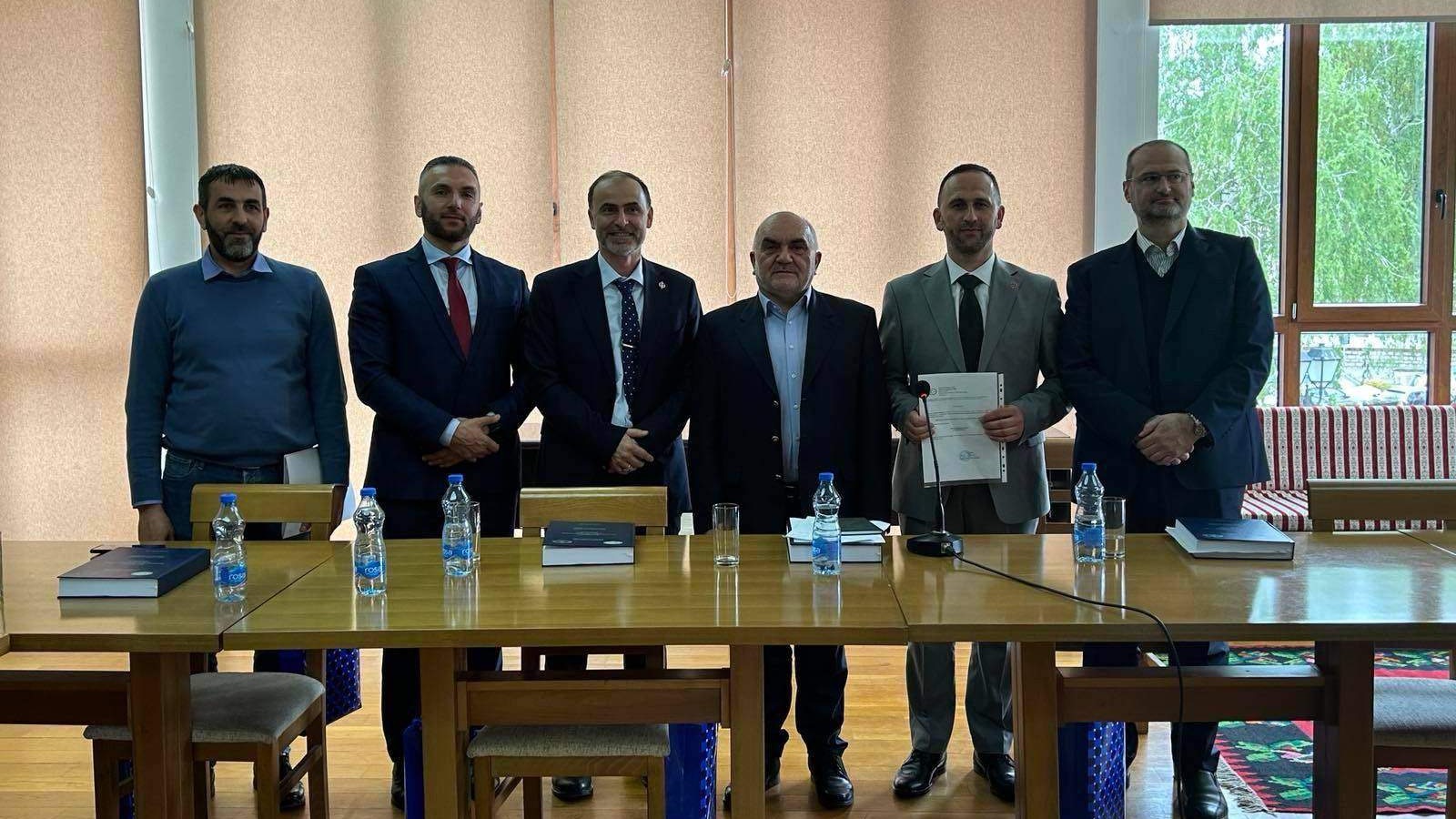 Hafiz Maid-ef. Ibrahimović odbranio doktorsku disertaciju na Fakultetu islamskih studija