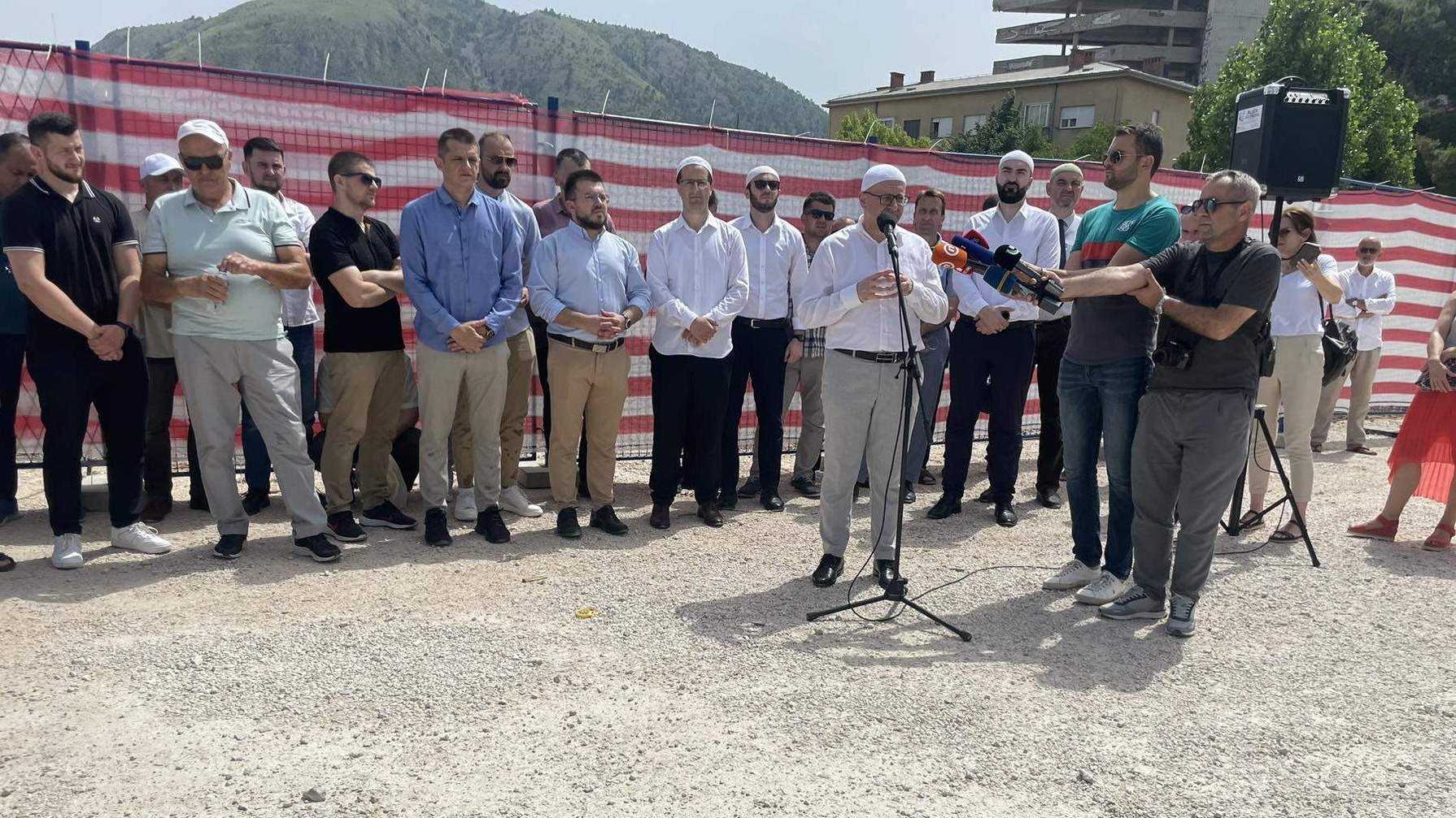 Muftija Dedović na mirnim protestima poručio: Naši zahtjevi su naš doprinos jedinstvenom Gradu Mostaru