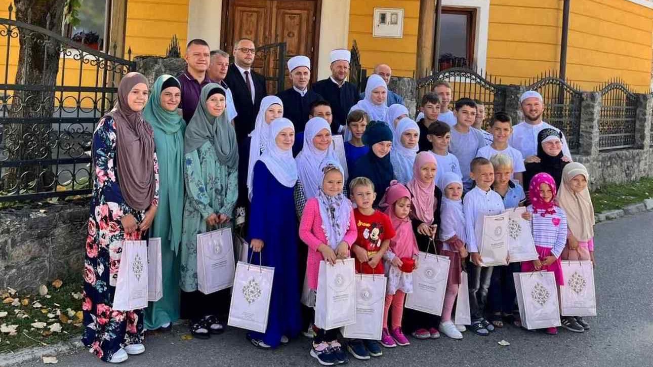 Muftija Kudić posjetio mekteb Blagaj-Japra u Bosanskom Novom
