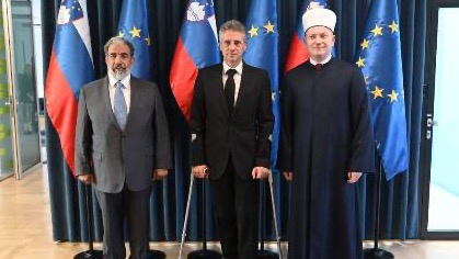 Predsjednik Vlade Republike Slovenije primio katarskog ministra za vakufe i islamske poslove