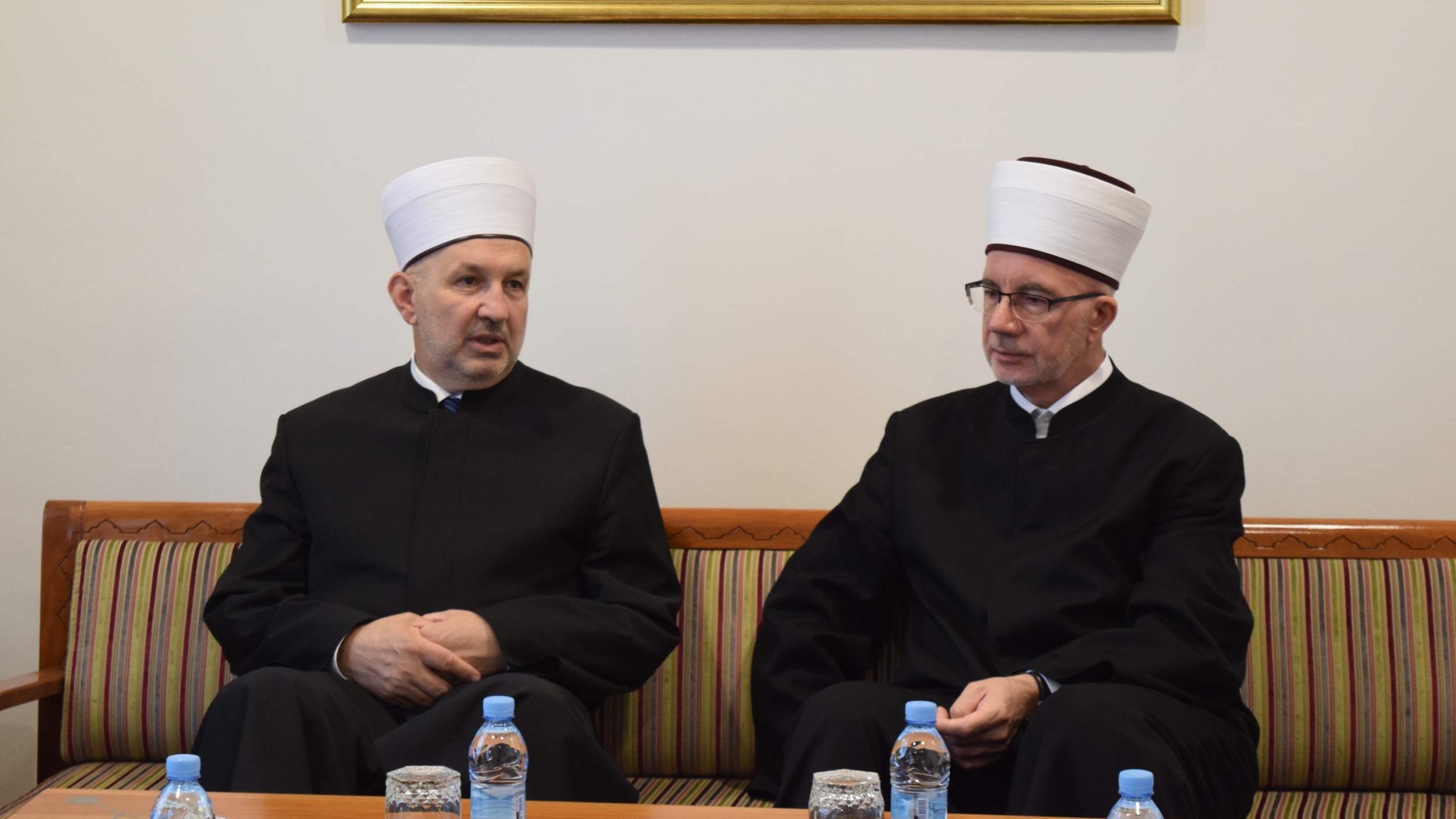 Muftija Grabus posjetio muftiju Fazlovića u sjedištu Muftijstva tuzlanskog 