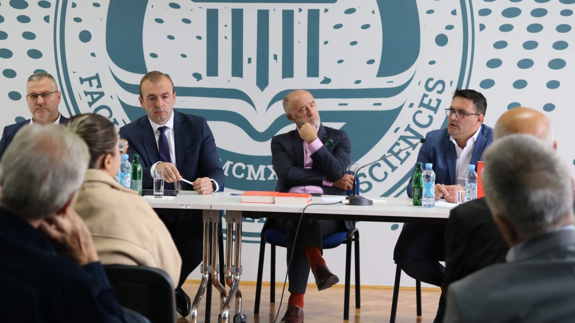 FPN: Panel-diskusija "Bošnjačka politika u XX i izazovi XXI stoljeća”