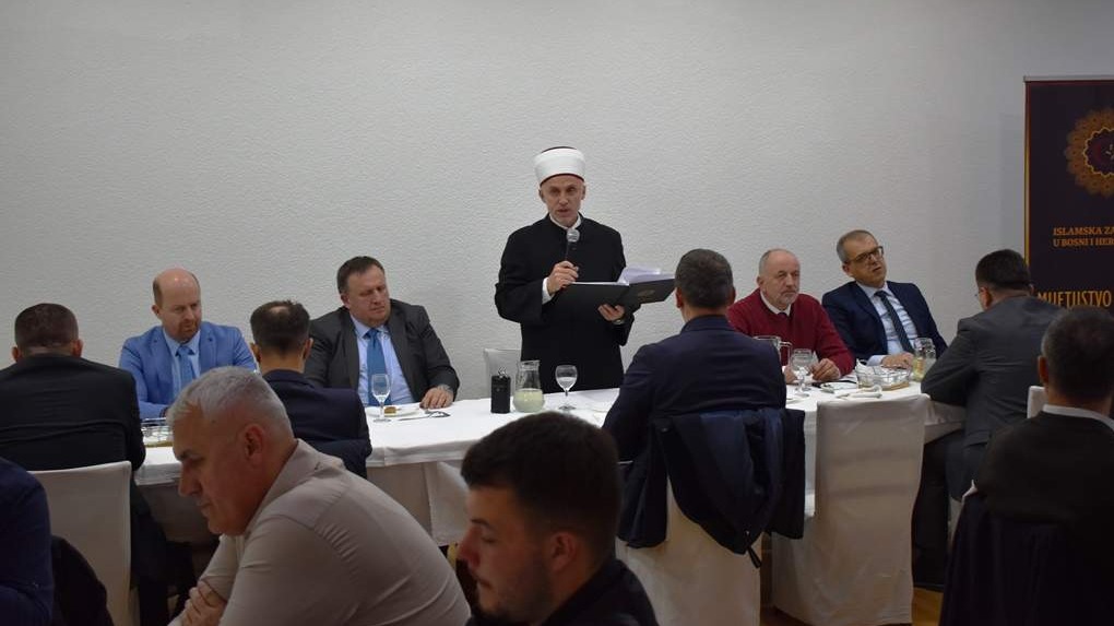 Muftija Kudić upriličio iftar za privrednike sa područja bihaćkog muftiluka