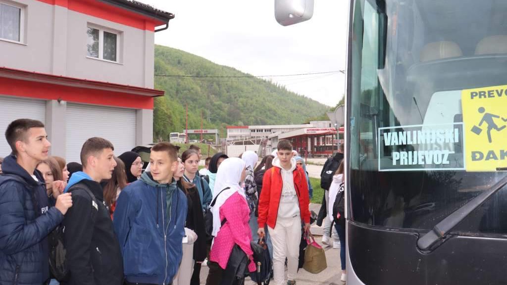 Učenici iz Novog Travnika u posjeti Srebrenici