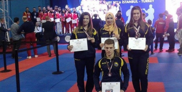 Tri medalje za Mirnesu Bektaš na Balkanskom karate prvenstvu u Istanbulu