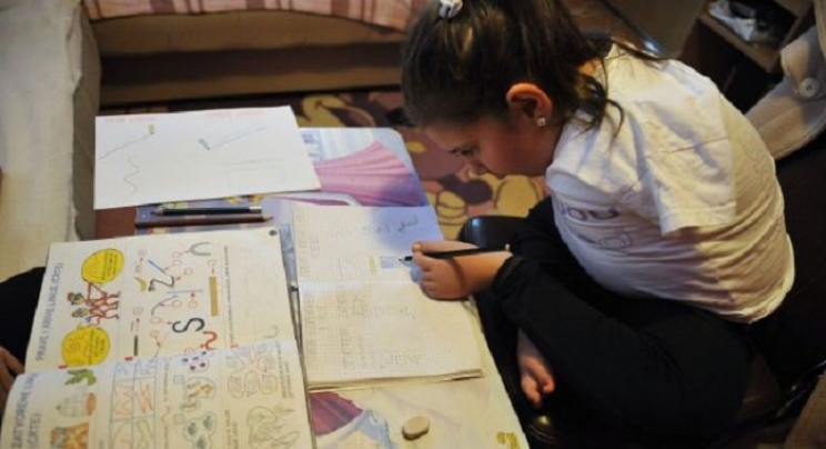 Projekat „Olakšajmo boravak u školi djevojčici Rameli Mešeljević“