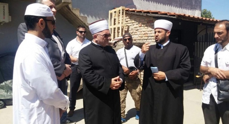 Muftija Dudić obišao porušenu džamiju u Zemun Polju