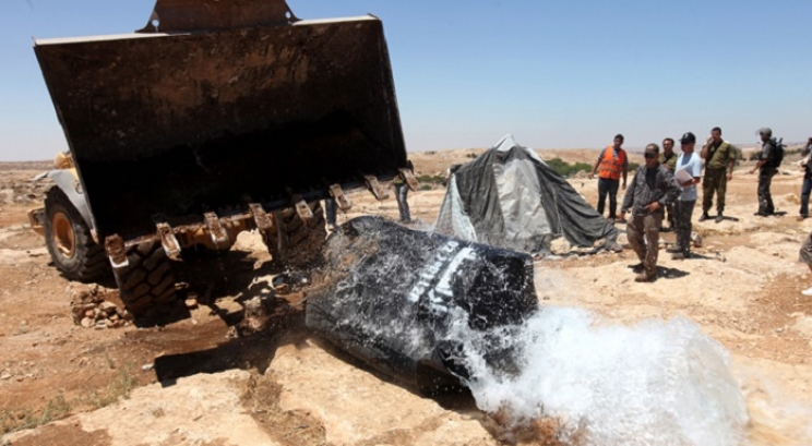 Izraelski doseljenici uništili vodovodne cijevi koje koriste Palestinci