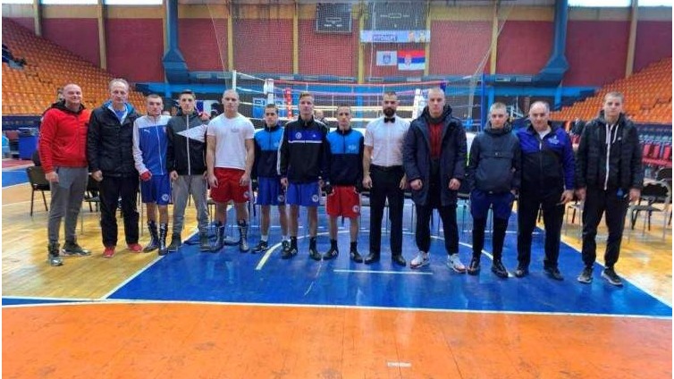 Efendić osvojio zlato na turniru „Omladinska zlatna rukavica“ u Leskovcu