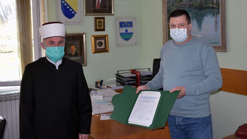Muftija bihaćki uručio donaciju Kantonalnoj bolnici u Bihaću