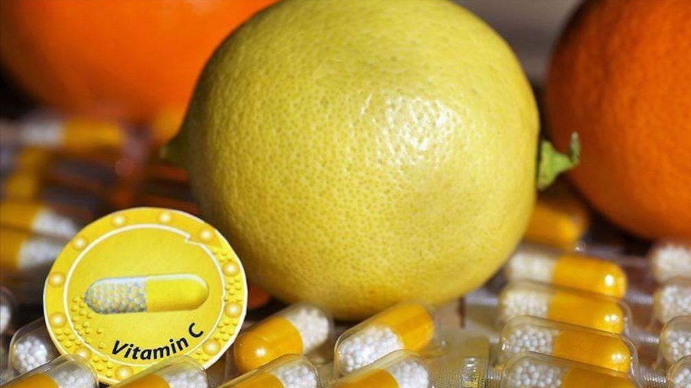 Stručnjaci tvrde da je vitamin C efikasan u borbi protiv COVID-19