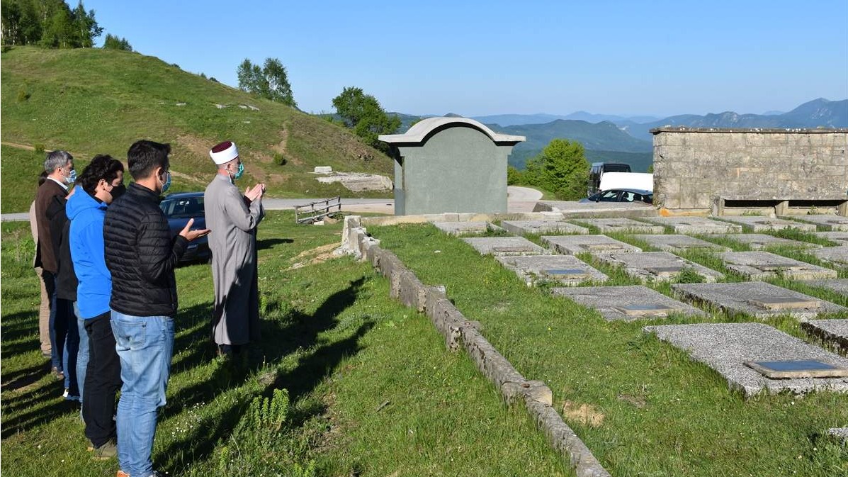 Partizansko groblje Hranjen kod Goražda: Dženaza i minuta šutnje za partizane poginule u Drugom svjetskom ratu