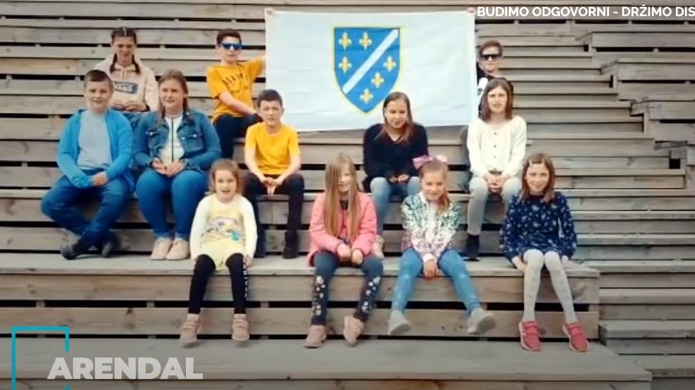 Polaznici vjerske pouke IZ Bošnjaka u Norveškoj čestitaju Bajram (VIDEO)