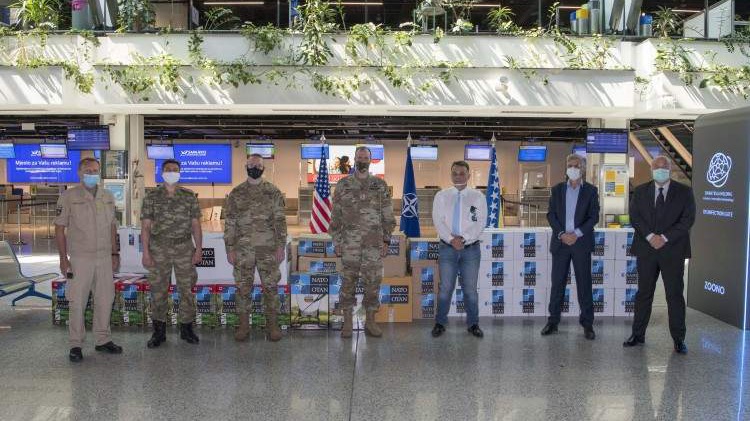 SAD i NATO dostavili donaciju Međunarodnom aerodromu Sarajevo