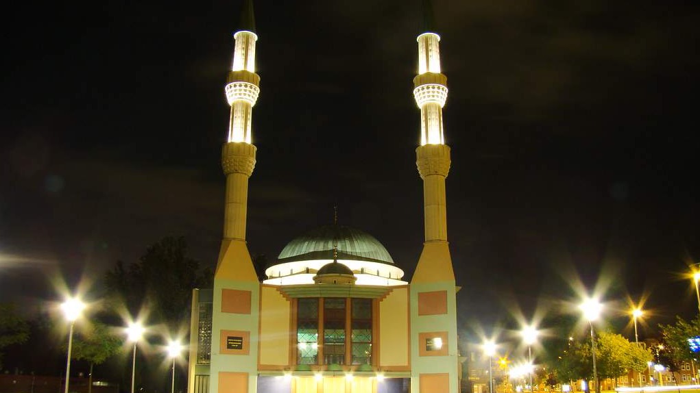 U džamijama u Holandiji nakon skoro četiri mjeseca prvi džuma-namaz