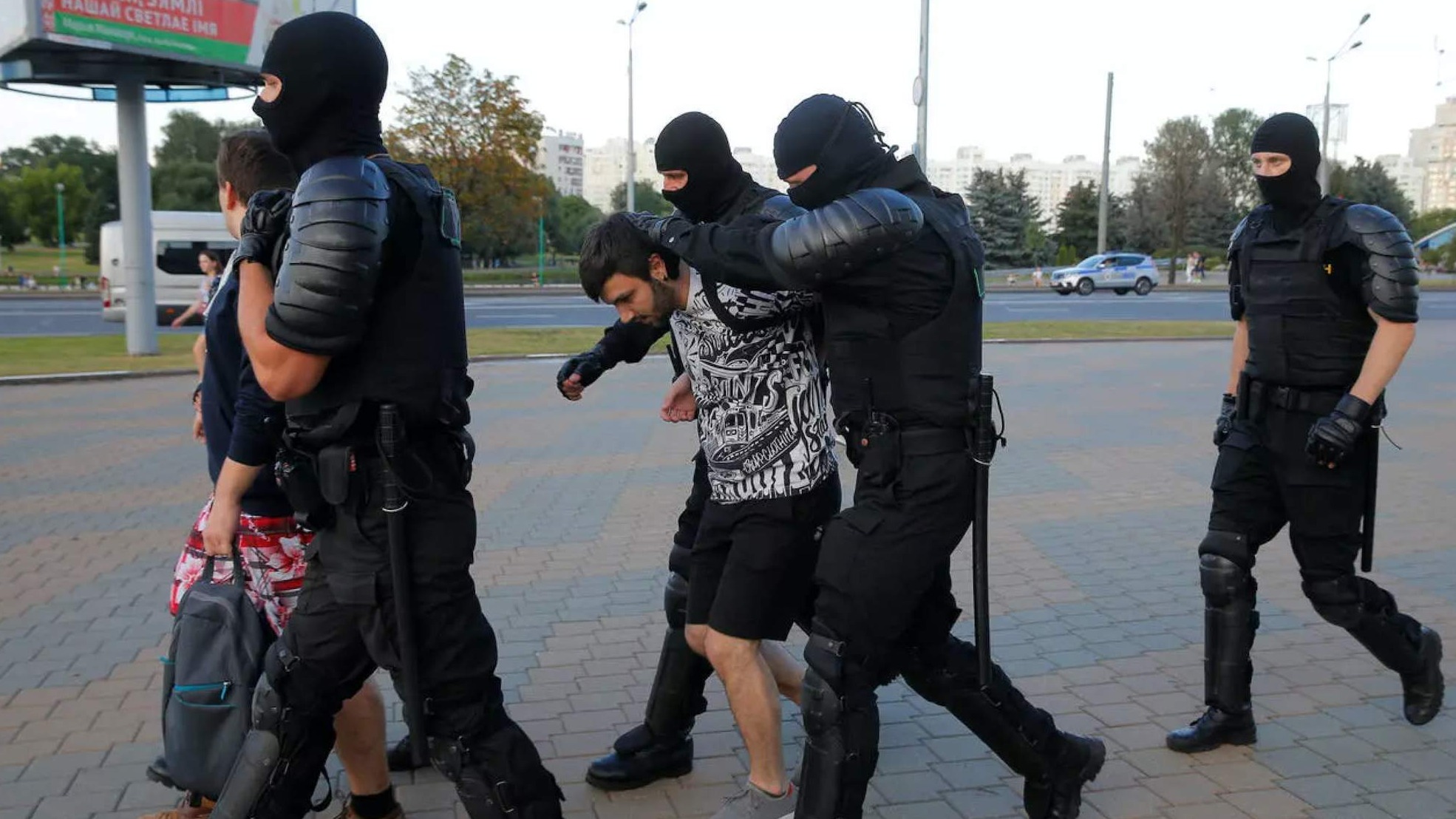 EU najavila razmatranje odnosa s Bjelorusijom u kojoj je privedeno više od 2.000 demonstranata