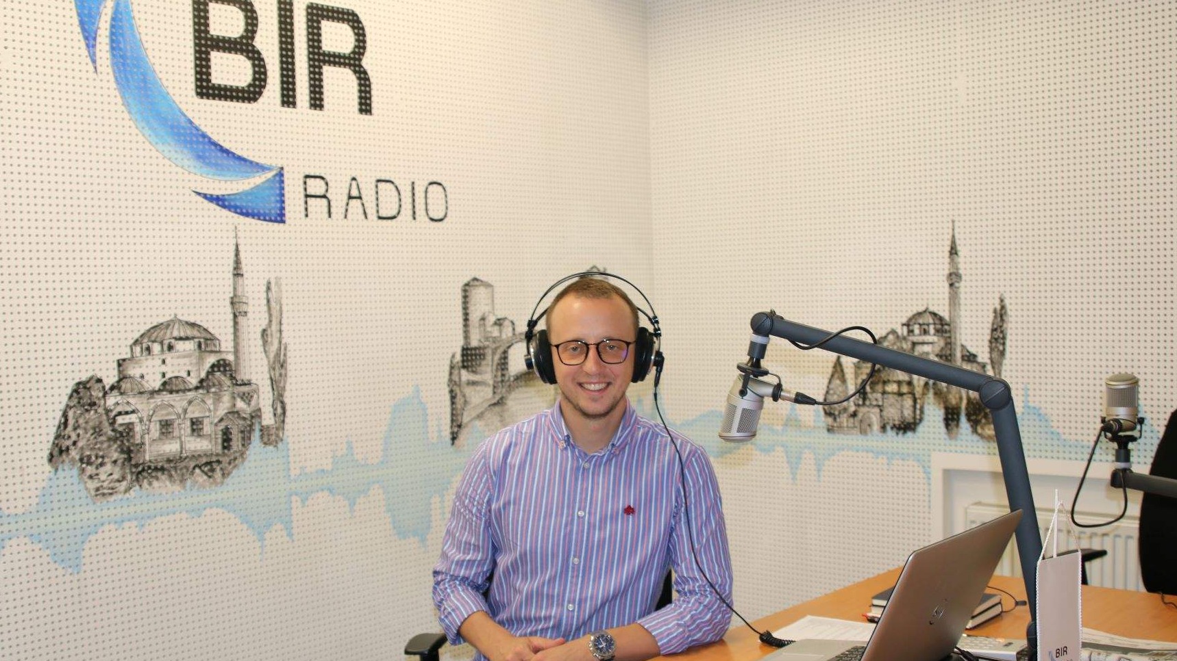 Tarik Dautović, voditelj "Vijesti u 7", prešao na Radio BIR