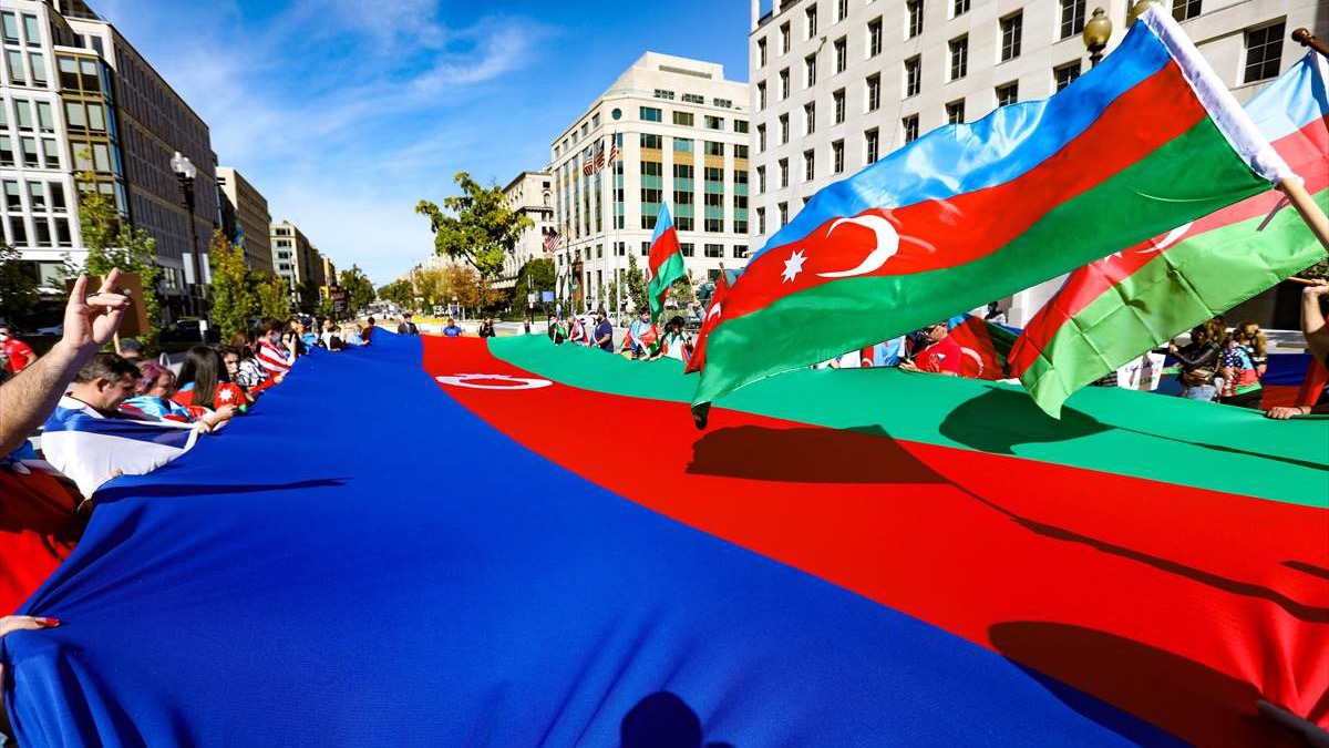 SAD: Ispred Bijele kuće održan protest podrške Azerbejdžanu 