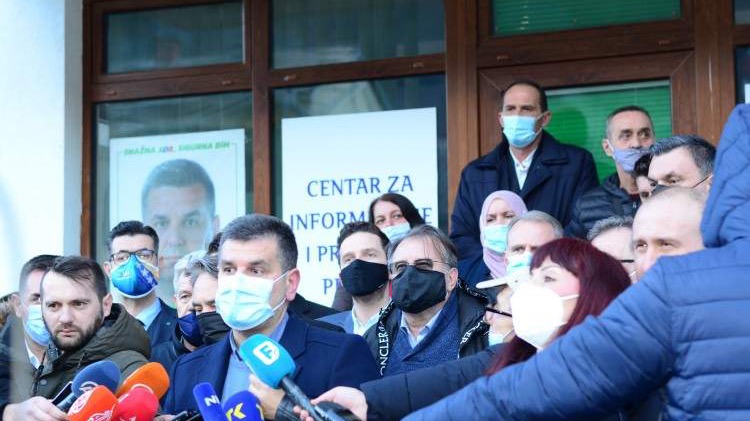 Tabaković: Podrška lidera bh. stranaka da bojkotujemo izbore u Srebrenici