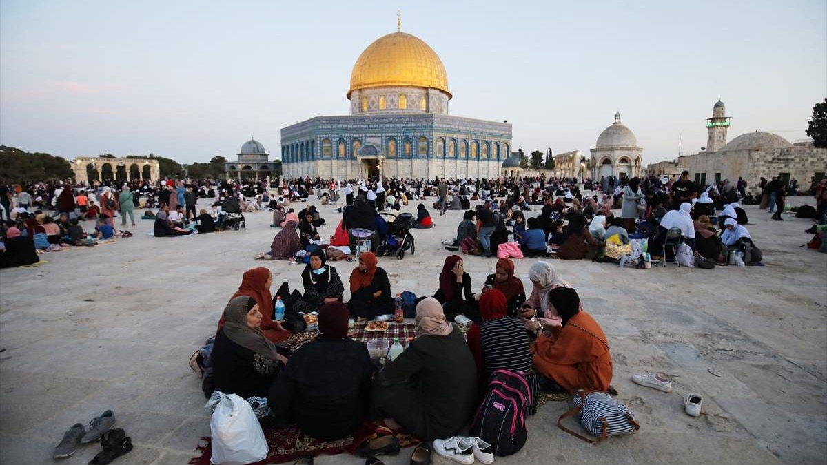 Ramazan u Al-Qudsu: Iftar u dvorištu Al-Aqse
