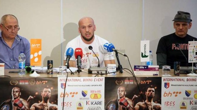 Bh. bokser Edin Puhalo očekuje pobjedu protiv Mađara Zoltana Sere