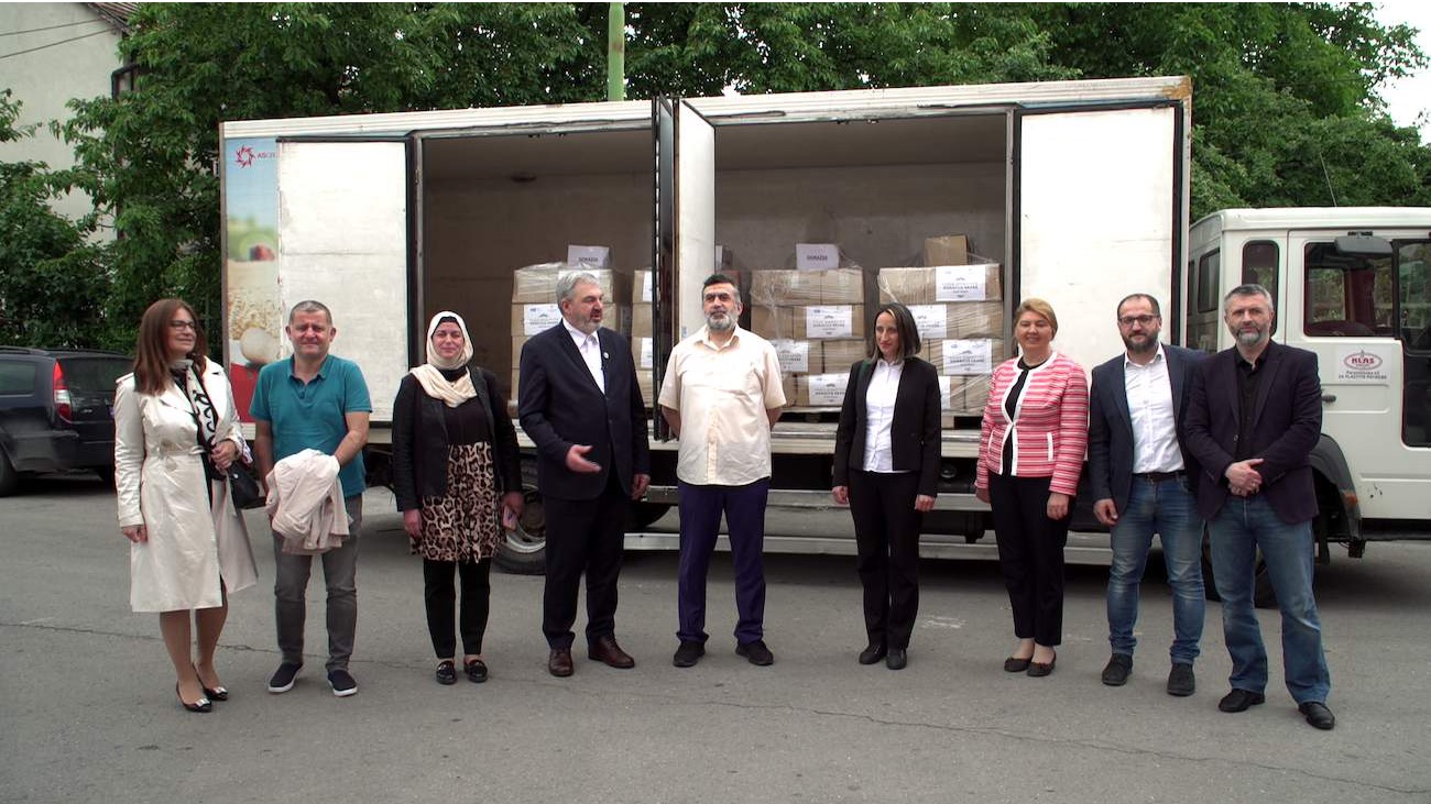 Turski donator Fatih Elmali obezbijedio 1.200 paketa za socijalno ugrožene građane BiH
