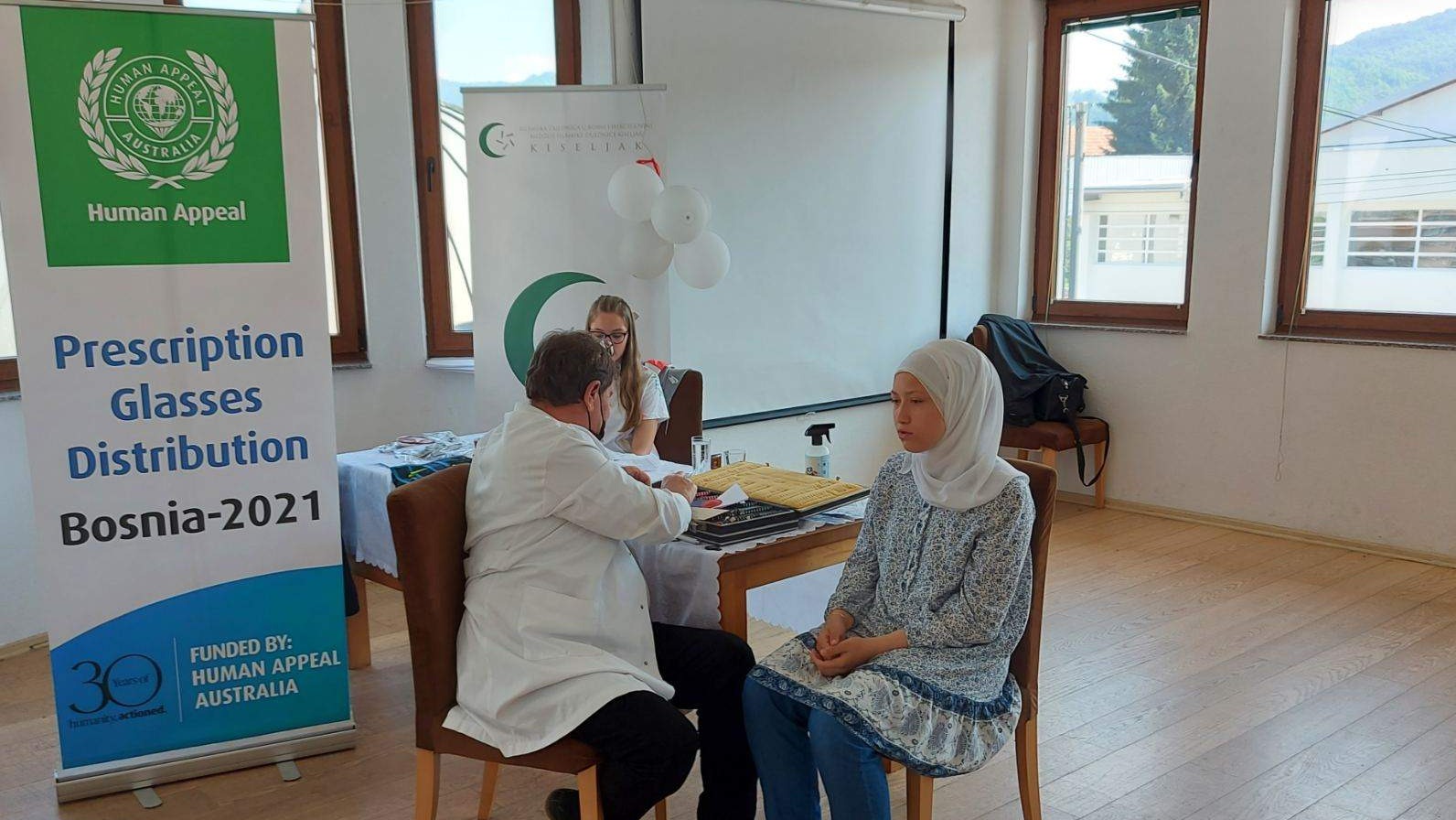 MIZ Kiseljak: Preventivni oftamološki pregled za mektebske polaznike i starije osobe