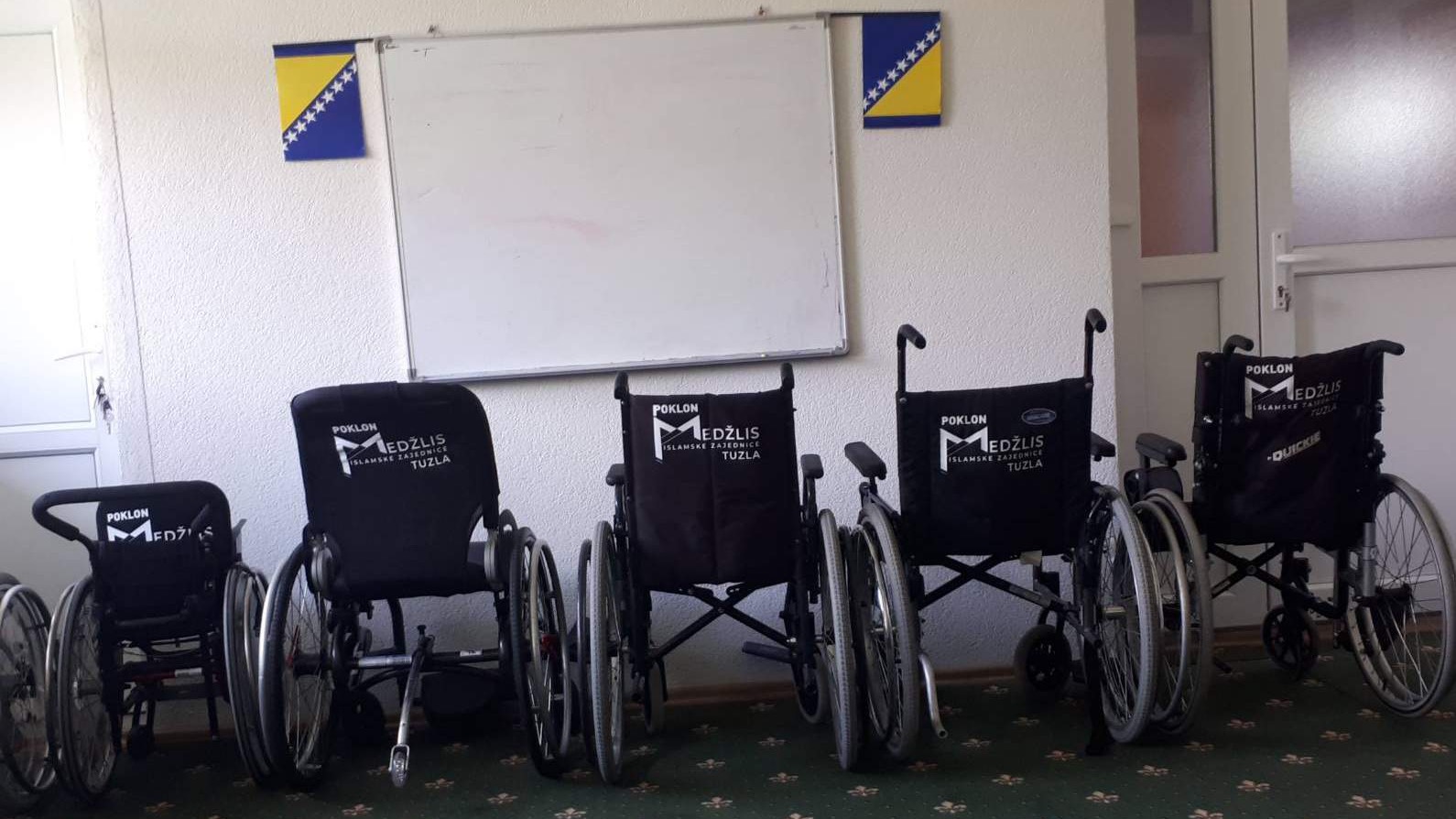 Tuzla: Invalidska kolica za džematlije