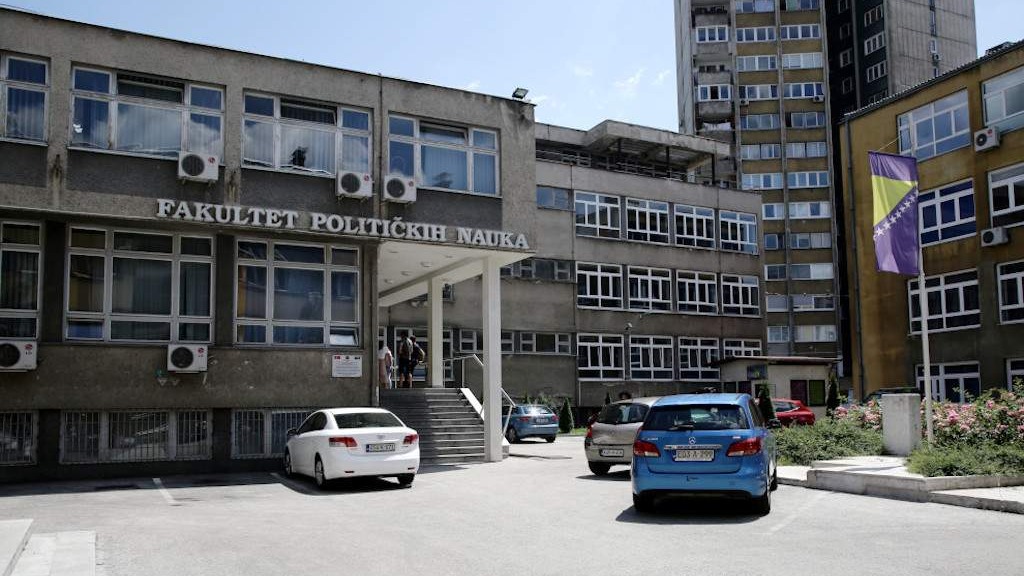 Fakultet političkih nauka u Sarajevu osuđuje širenje lažnih vijesti o prof. Lejli Turčilo i Odsjeku Žurnalistika