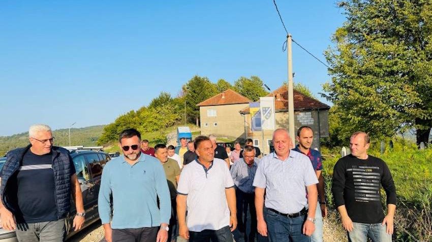 Zvornik: Ministar Edin Ramić posjetio Kadriće i otvorio novoizgrađenu cestu