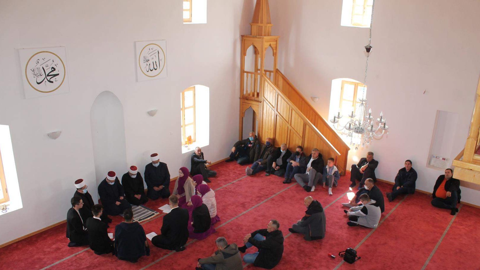 Proučen tradicionalni mevud i u Carevoj džamiji u Nevesinju